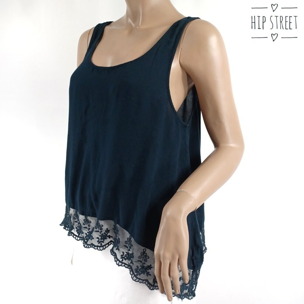 AMERICAN EAGLE Wide Tank Top Longer Sides Lace Hem Blouse M